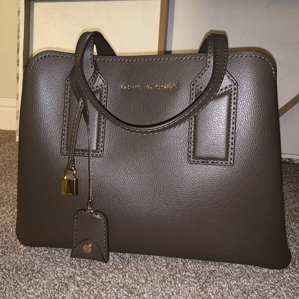 Marc Jacobs Grind Tote Bag - Picture 5 of 5